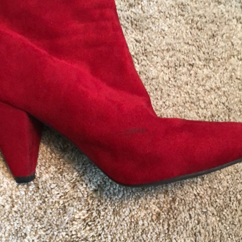 Red booties - Picture 2 of 3